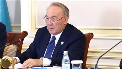 Айдос Укибай рассказал о чем говорил Назарбаев с акимами