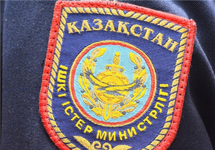 Полицейского уволили за требование интим-услуг в Алматы