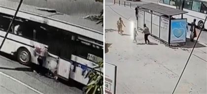 В Костанае девочка застряла в дверях отъезжающего автобуса