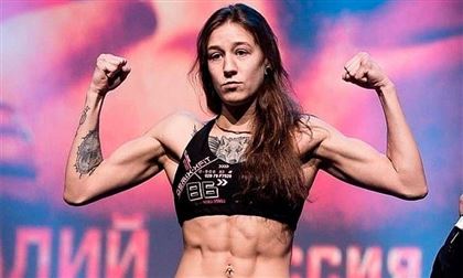 Эксперт оценил яркий дебют казахстанки Марии Агаповой в UFC