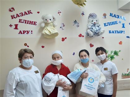 «Рождённые в олимпийский день» – новорожденные 23 июня получили подарки от олимпийцев Казахстана
