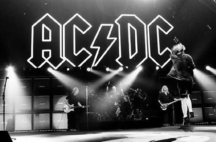 Музыканты AC/DC предлагают своим поклонникам поиграть в пазл