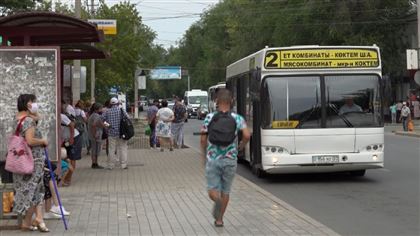 Рынки и общественный транспорт приостановят работу в Уральске 