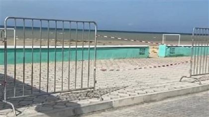 На пляжах Актау установили блокпосты