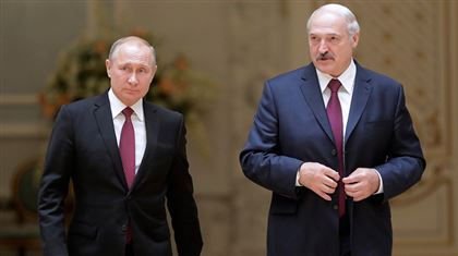 "Путин вряд ли спасет Лукашенко" - зарубежный эксперт