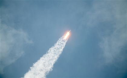Компания Илона Маска запустила ракету на полярную орбиту Земли из Флориды