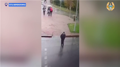 В Казнете появилось видеозапись нападения на цветочный магазин в ВКО