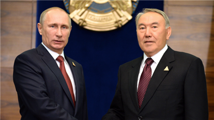 Нурсултан Назарбаев поздравил Владимира Путина с днем рождения