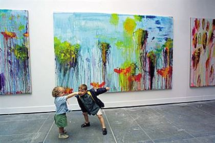 Когда и как приобщать детей к искусству