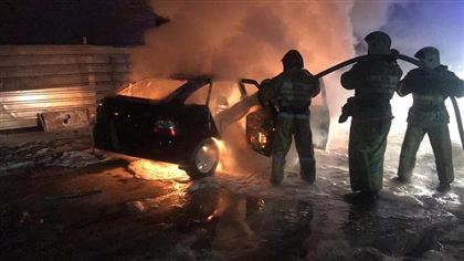 В Усть-Каменогорске ночью сгорел автомобиль