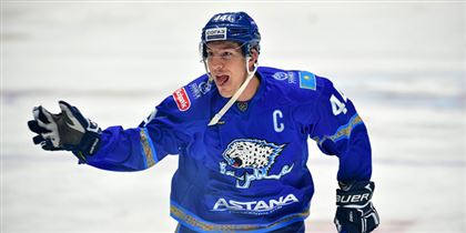 Капитана хоккейной команды "Барыс" признали лучшим снайпером КХЛ