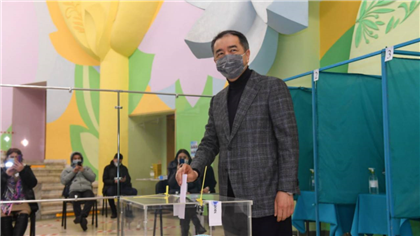 Бакытжан Сагинтаев проголосовал на парламентских выборах