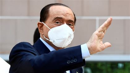 В Монако госпитализировали экс-премьер-министра Сильвио Берлускони