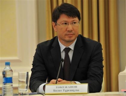 Глава Фонда социального медицинского страхования Болат Токежанов отказался называть размер своей зарплаты