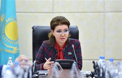 Дарига Назарбаева сообщила, будет ли прививаться от КВИ и какой вакциной