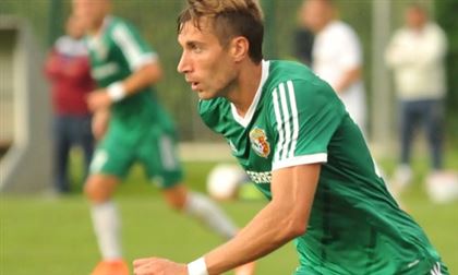 Какой казахстанский футбольный клуб может принять игрока из сборной Украины