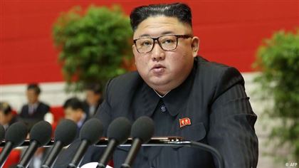 Ким Чен Ын сменил должность на "председателя государственных дел" 
