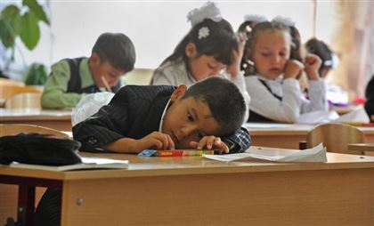 «Коренное население боится отдавать детей в государственные школы» - российские СМИ о миграционной обстановке в стране
