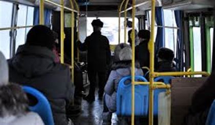 Житель Павлодара получил перелом ребра после поездки на автобусе
