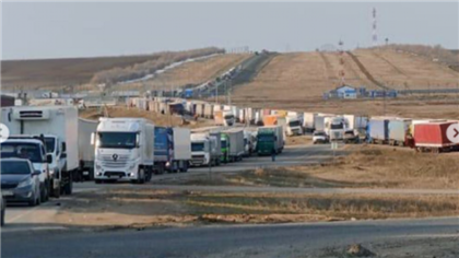 Cкопление грузовиков на выезд из Казахстана наблюдается в Западно-Казахстанской области