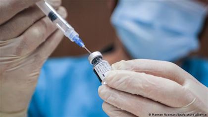 В Минздраве опровергли информацию о подмене вакцины студентами