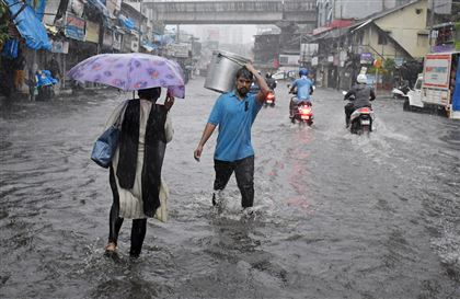 На Индию обрушился мощный циклон "Тауктае"