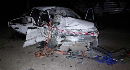 В Алматинской области произошло лобовое столкновение машин, погиб мужчина