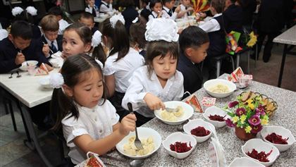 В Казахстане изменились правила питания школьников