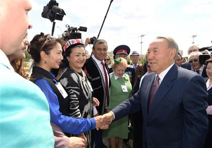 «Диалог — это путь в будущее»: СМИ России о том, что Нурсултан Назарбаев привнес в мировую политику
