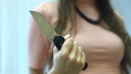 В Алматы женщина ранила ножом своего мужа