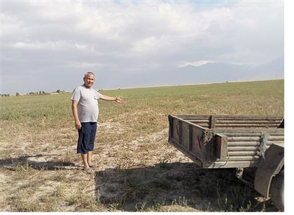 Крестьяне Жамбылской области жалуются на нежелание властей дать воду на поля