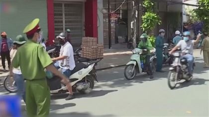 Движение ограничили между провинциями во Вьетнаме