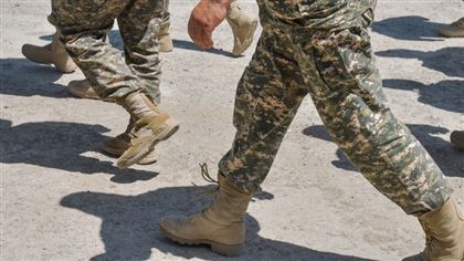В Алматы из воинской части сбежал солдат