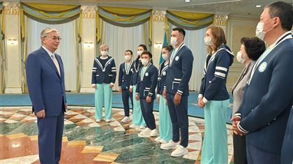 Глава государства наградил казахстанских олимпийцев