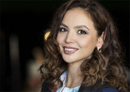 "Будешь моей инста-парой?" - казахстанская певица сделала актрисе Асель Сагатовой предложение