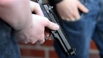 Актюбинец с игрушечным пистолетом ограбил финорганизацию