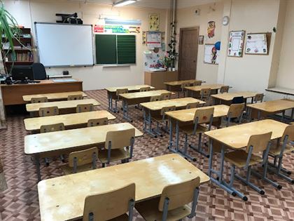 Обзывала учеников «тупыми обезьянами»: шокирующее поведение завуча школы в Шахтинске попало на видео