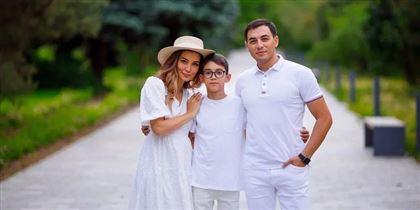 Актриса Сая Оразгалиева ответила на вопрос, как родители мужа отнеслись к её ребёнку от первого брака