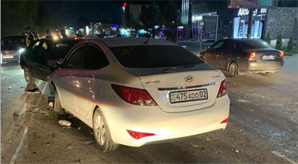 В Алматы пьяный водитель сбил полицейского