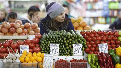 Казахстанцы стали чаще экономить на покупке продуктов питания