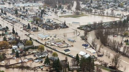 Разрушительное наводнение в Канаде: опубликованы фото и видео