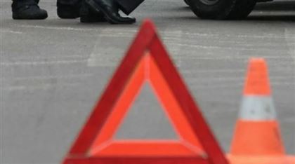 В Мангистау водитель сбил троих человек, один пешеход погиб