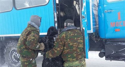 Об административной ответственности казахстанцев, выехавших на трассу, несмотря на закрытые дороги, рассказал глава МЧС