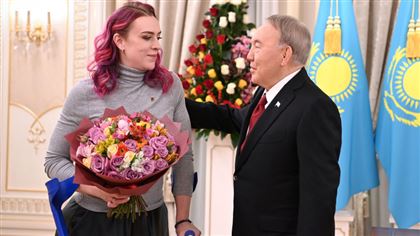 Нурсултан Назарбаев встретился с Марией Ауезовой