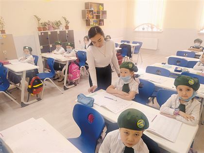 300 человек учатся, а еще 400 мечтают в нее попасть: какими должны быть школы в Казахстане