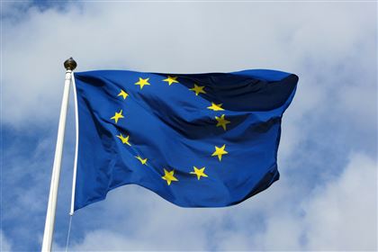 ЕС ввел санкции против России за признание ДНР и ЛНР