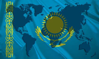 Казахстан должен придерживаться многовекторности, иначе мы можем рухнуть в экономическую яму – политолог