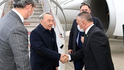 Нурсултан Назарбаев прибыл в Турцию по приглашению Эрдогана