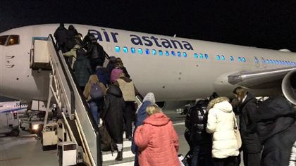 Еще один рейс с казахстанцами вылетел из Катовице