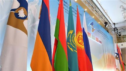 О перемещении опасных отходов в ЕАЭС – Президент Казахстана подписал закон